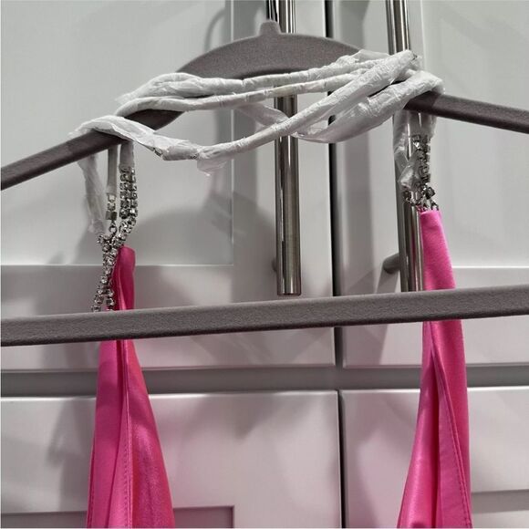 Retrofete Francesca Dress in Hyper Pink
NWT Size Large Welcome to the party - Picture 8 of 11